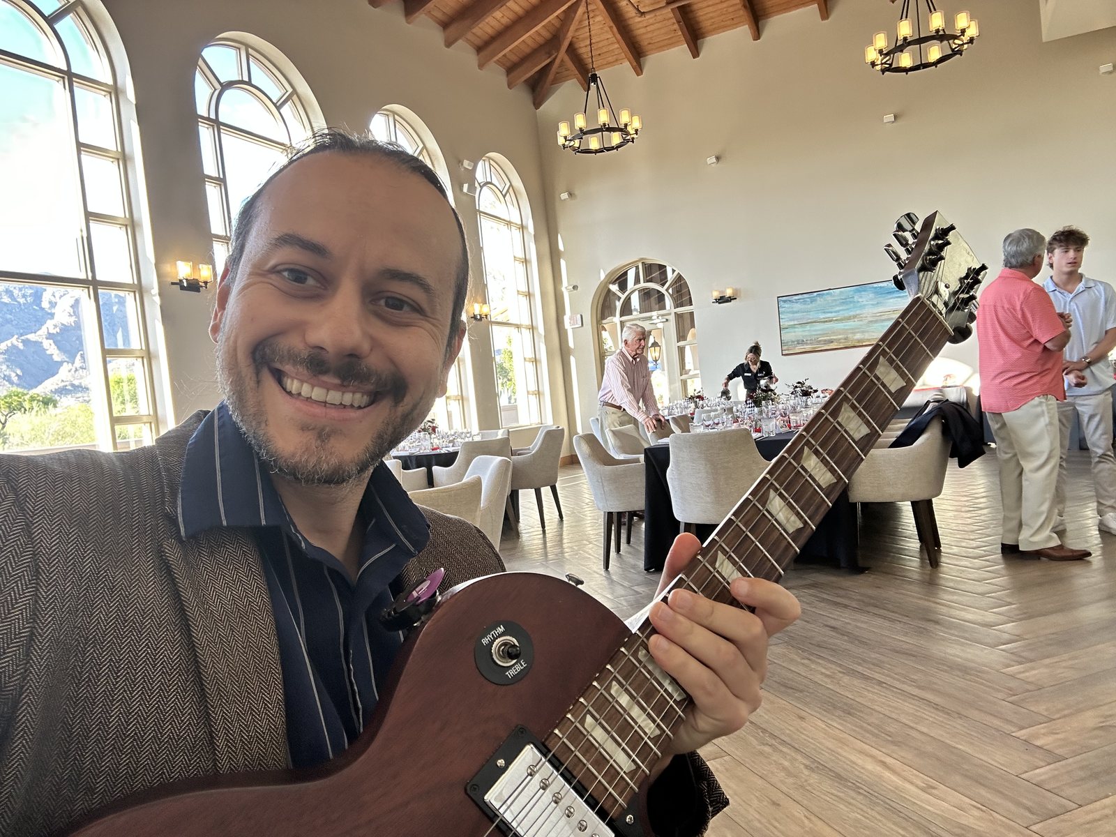 Dr. Costa event music photo 18